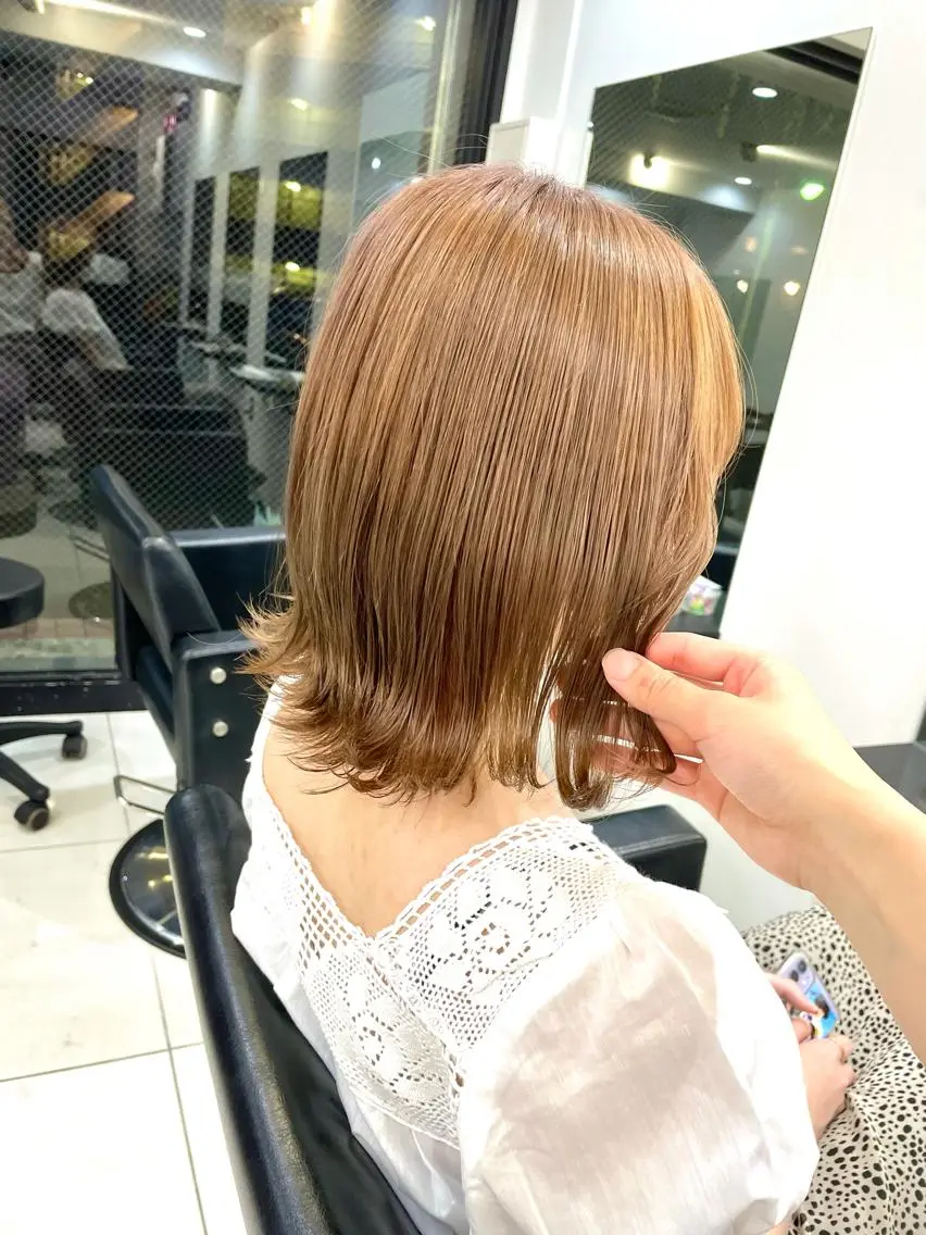 ミディアム カラー ヘアカラー 横山 奈央のヘアスタイル