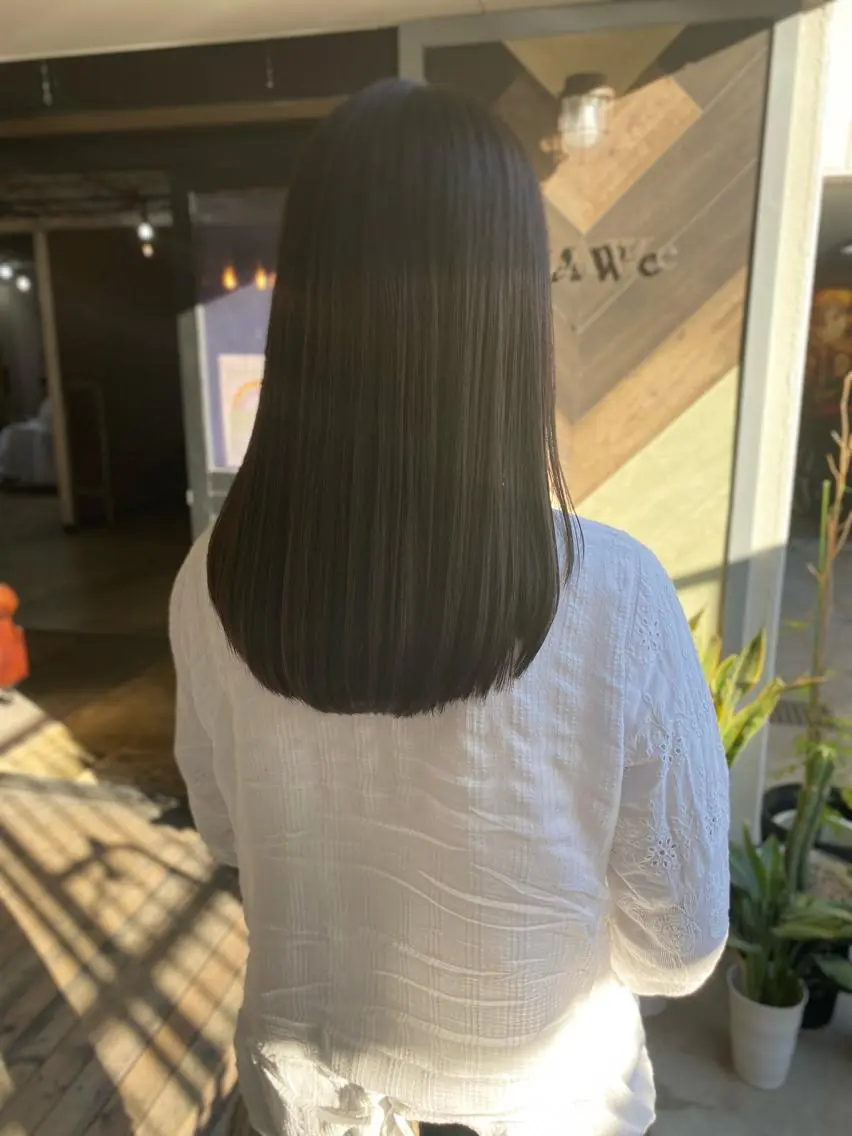 ロング 勝河 怜楊のヘアスタイル