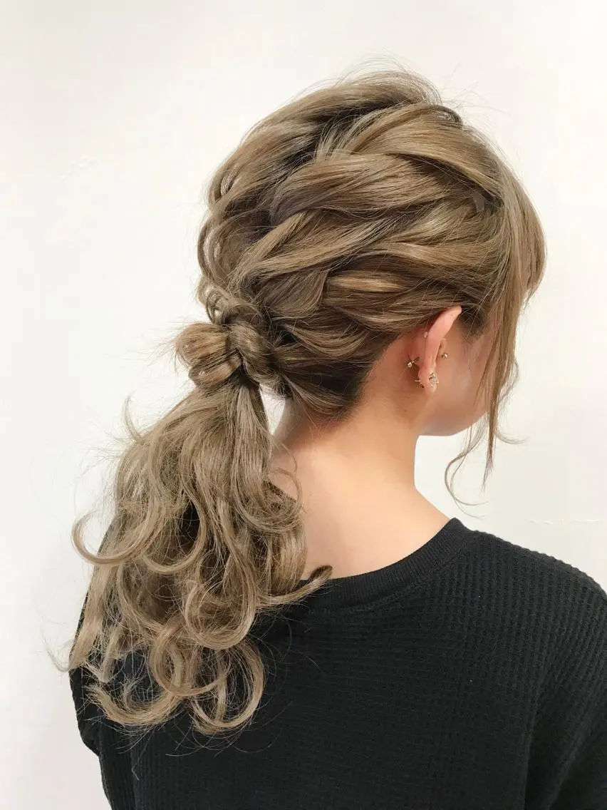 セミロング ヘアアレンジ 簡単アレンジ 🌈限定価格🌈 鈴木　瑛輔のヘアスタイル