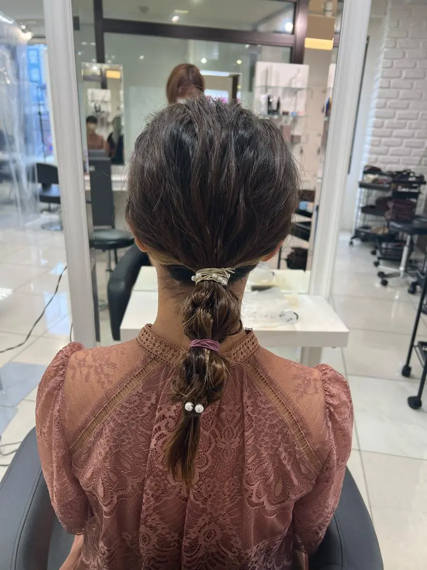 セミロング カラー ヘアアレンジ イヤリングカラー ヘアセット 【暖色カラー特化】 中山由梨のヘアスタイル