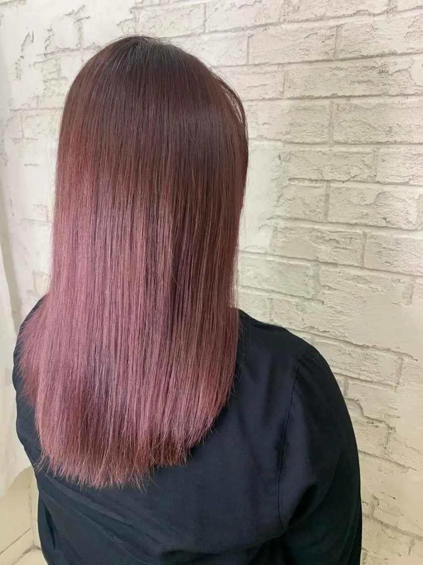 ミディアム カラー ピンクカラー カット ブリーチ特化 ハイトーンRYOYAのヘアスタイル