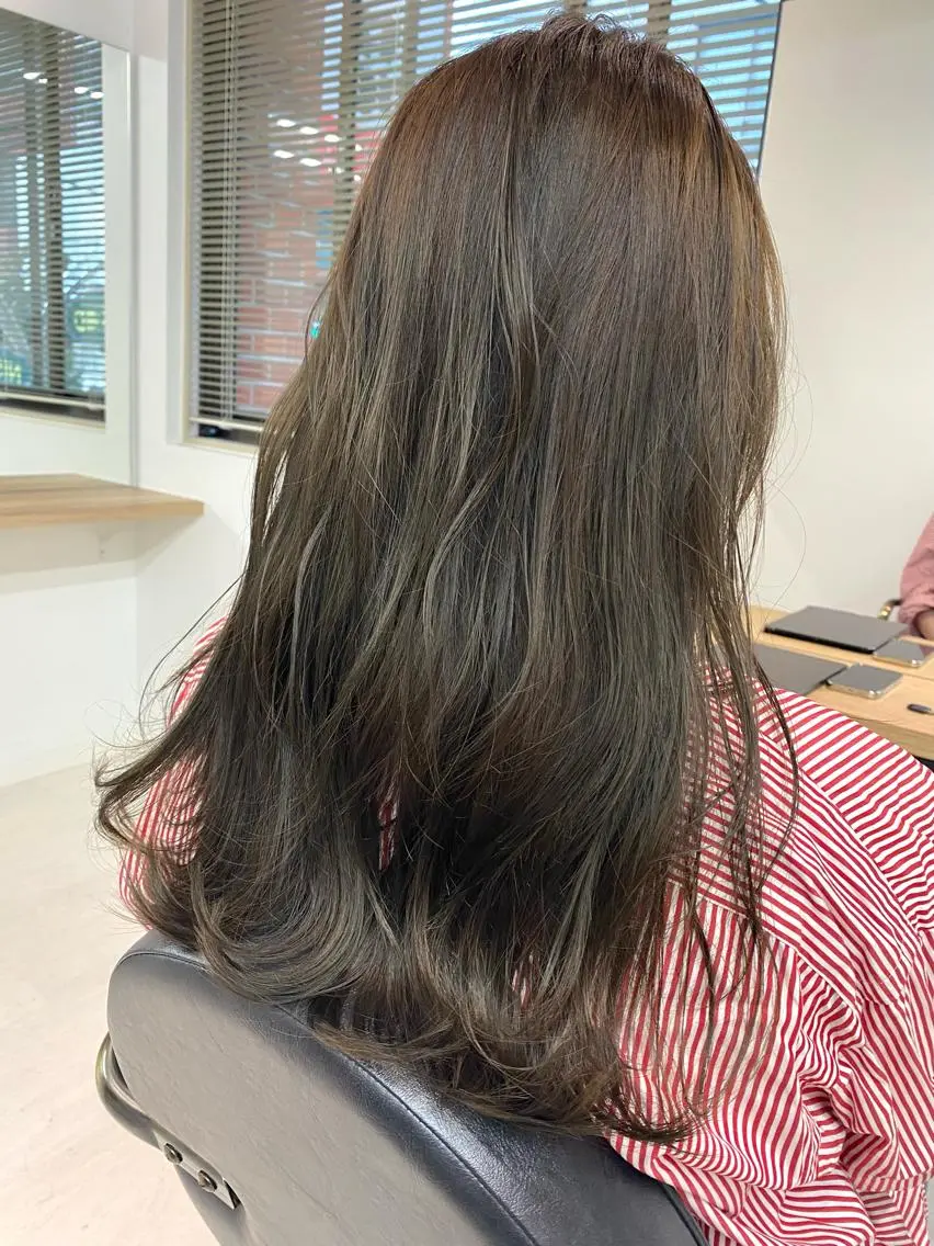 ロング カラー ベージュカラー オリーブベージュ レイヤーボブ/ボブ 仲川和人のヘアスタイル