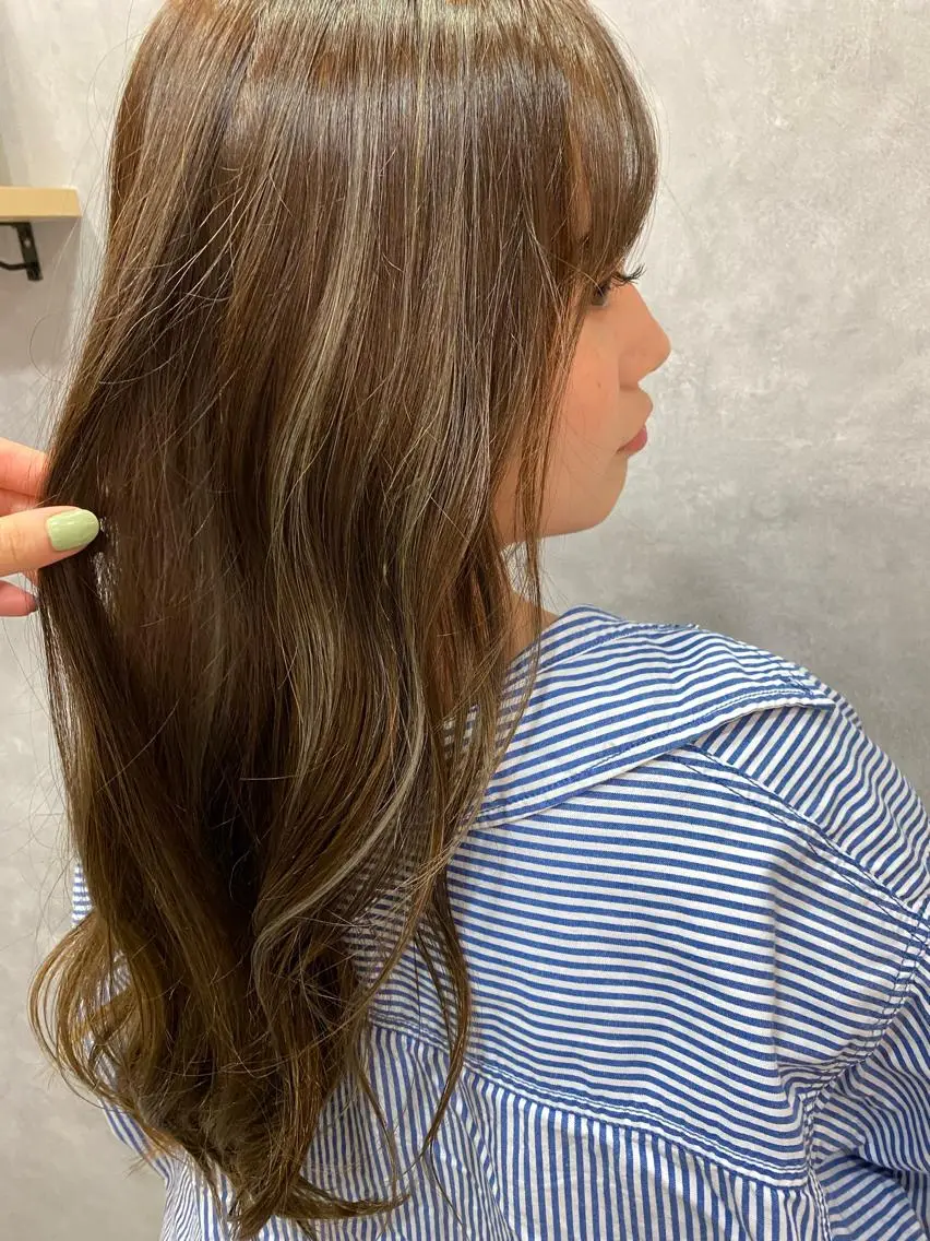 ロング カラー 🩵みずき/レイヤー /韓国ハイトーン🩵のヘアスタイル