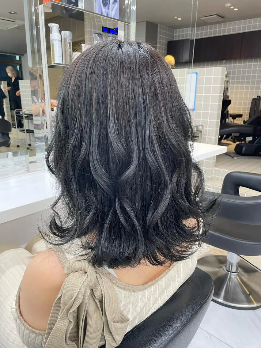 ミディアム カラー パーマ ヘアアレンジ メンズ キッズ ネイル マツエク・マツパ アイブロウ 🦋縮毛/韓国レイヤ ー/透明感カラー🦋のヘアスタイル