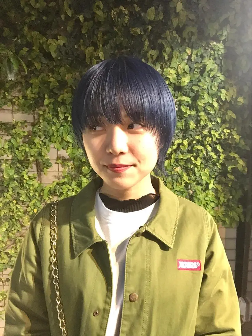 ショート カラー ネイビーカラー ショートヘア ウルフカット ハイトーン/レイヤー /ウルフ⭐️永田⭐️のヘアスタイル