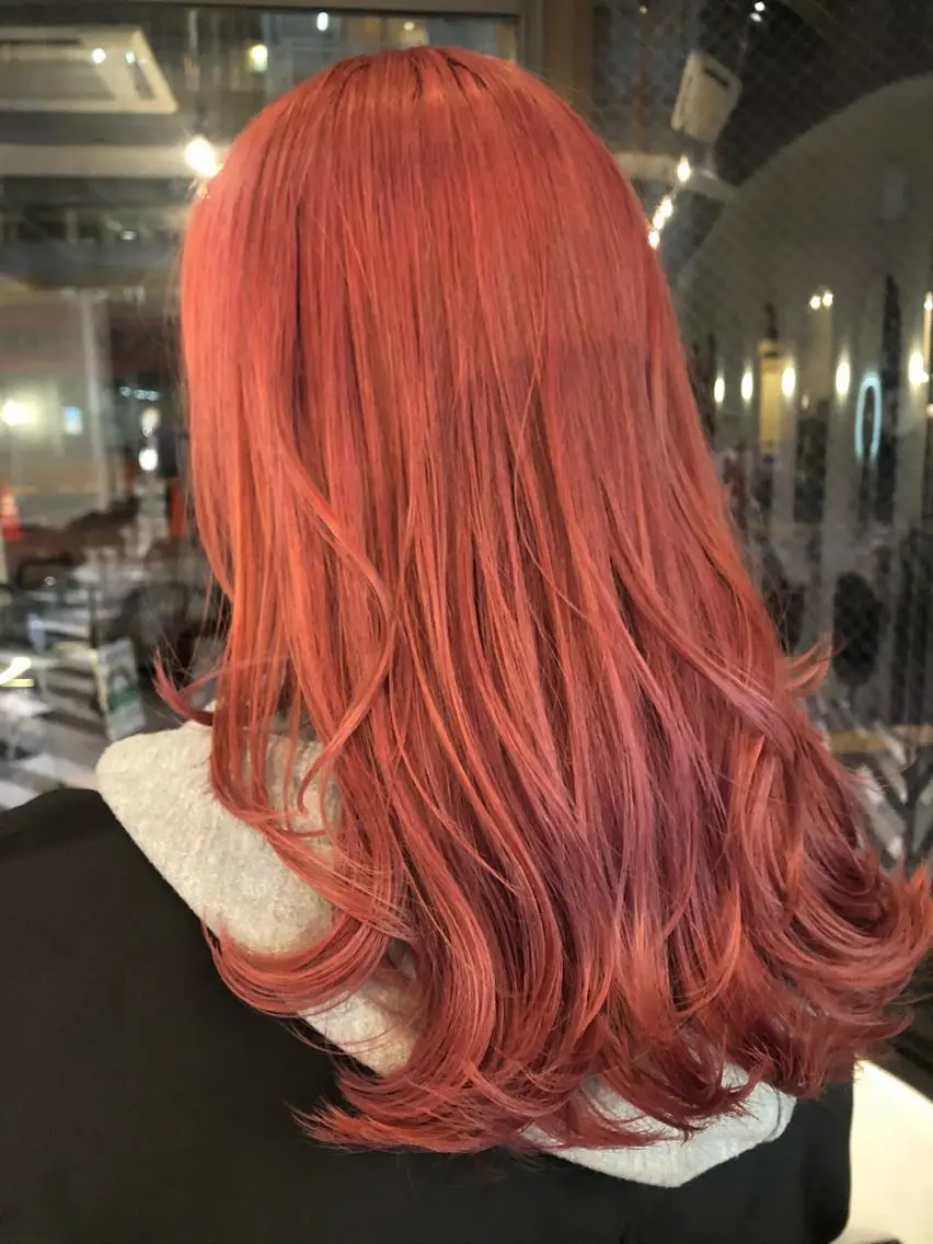 セミロング カラー ブリーチ 貴方に似合うを見つけ ます🌱市川リョウカのヘアスタイル