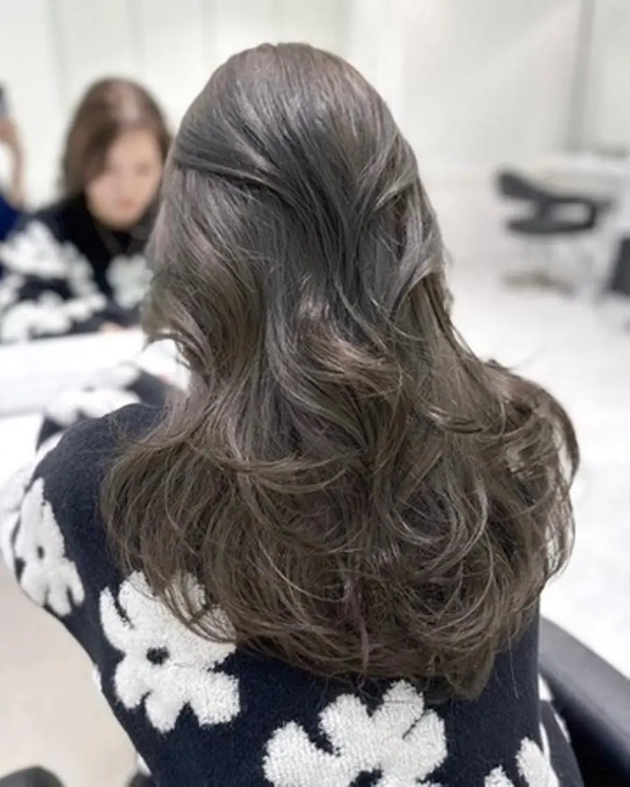 カラー 🌿透明感カラー/ レイヤーカット/横浜のヘアスタイル