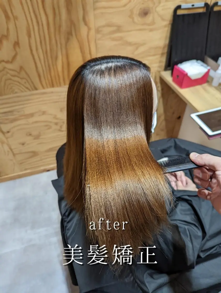 セミロング カット 縮毛矯正 トリートメント 美髪矯正 キョウスケのヘアスタイル