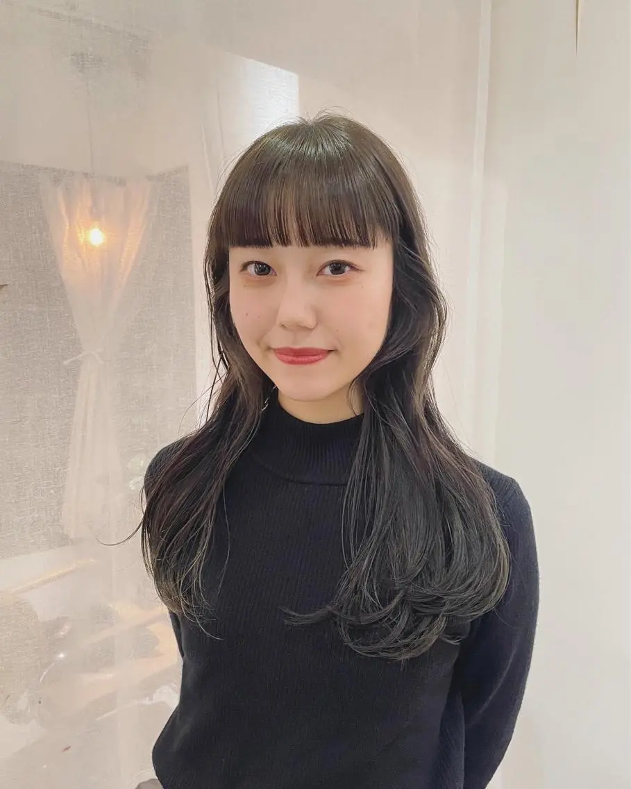 ロング カラー LOREN/ miuのヘアスタイル