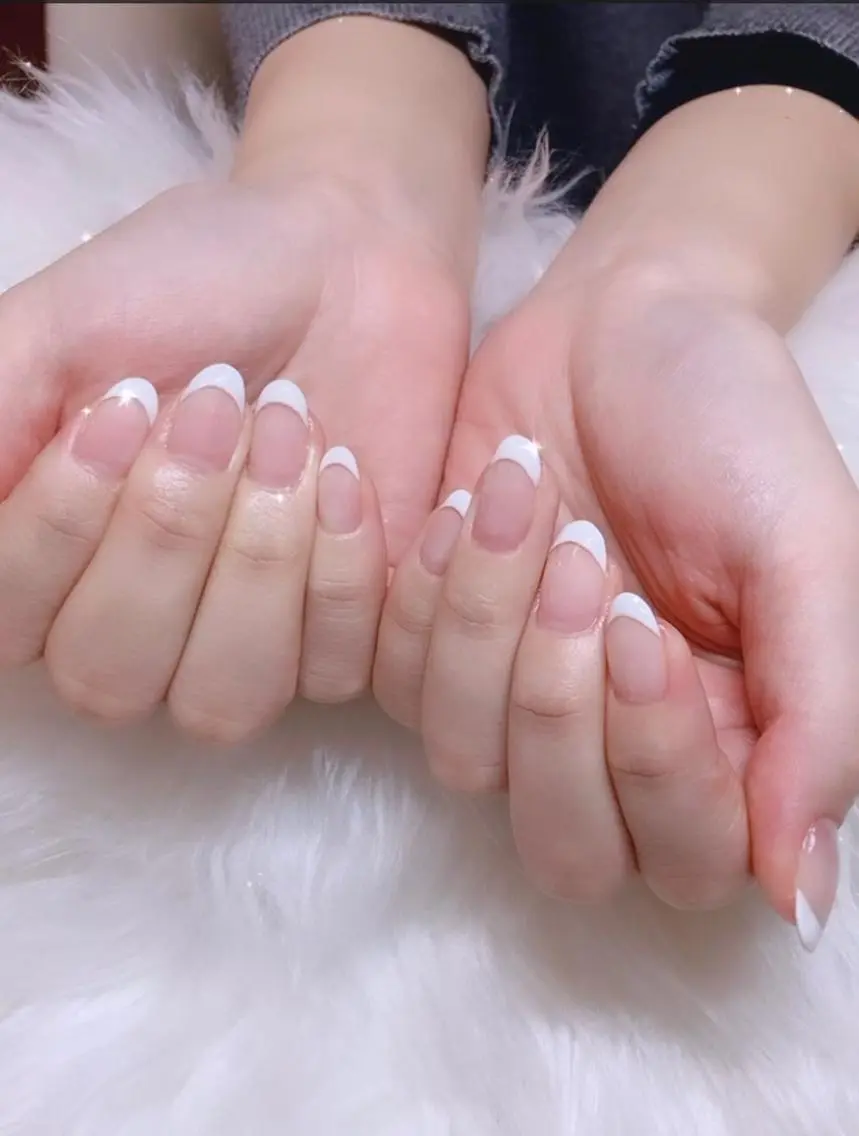 ネイル フレンチネイル オフィスネイル ハンドネイル Nail salon Nuit(ニュイ)のネイルデザイン