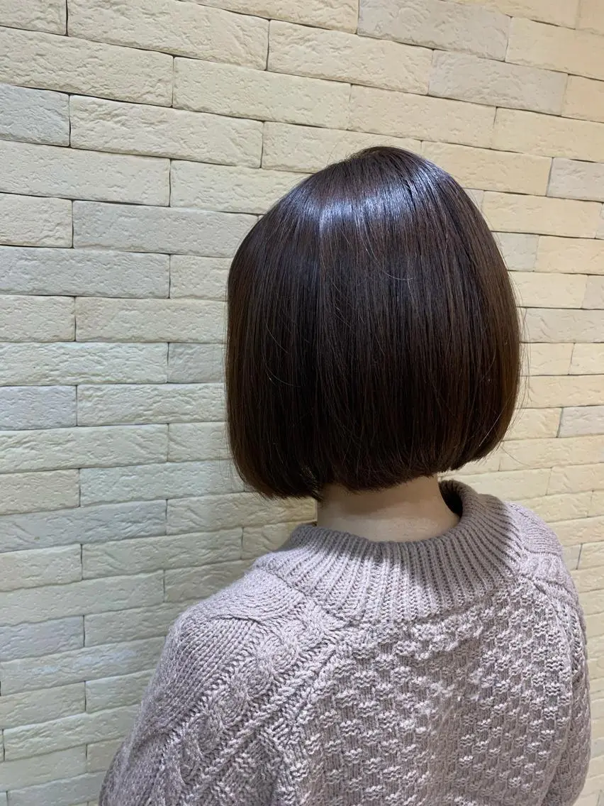 ショート カラー ブラウンカラー くすみブラウン カット トリートメント 艶髪レイヤー上田 紗也🇰🇷💗のヘアスタイル