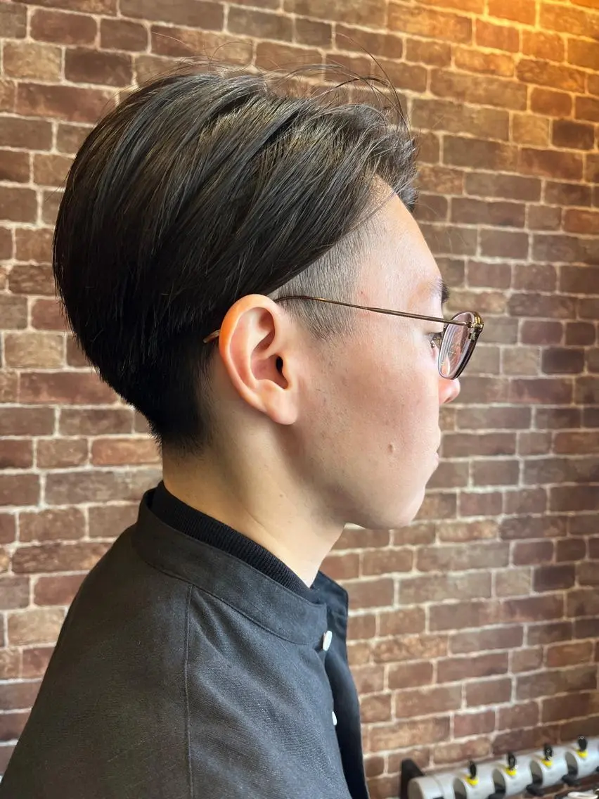 ショート カラー パーマ ヘアアレンジ メンズ キッズ ネイル マツエク・マツパ アイブロウ メンズブリーチ メンズハイライト メンズインナーカラー メンズ韓国風 ブリーチ 久木原 ゆりのヘアスタイル