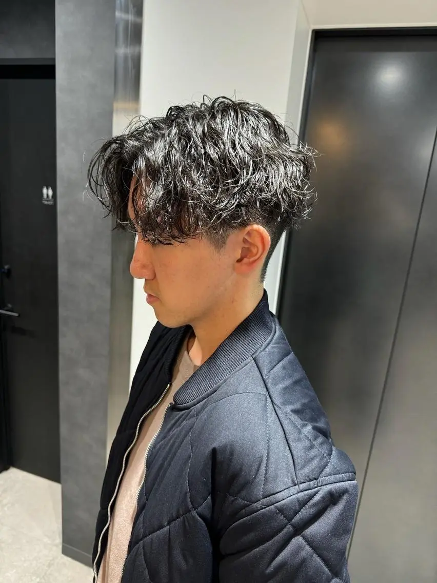メンズ センターパート マスターかずまのヘアスタイル