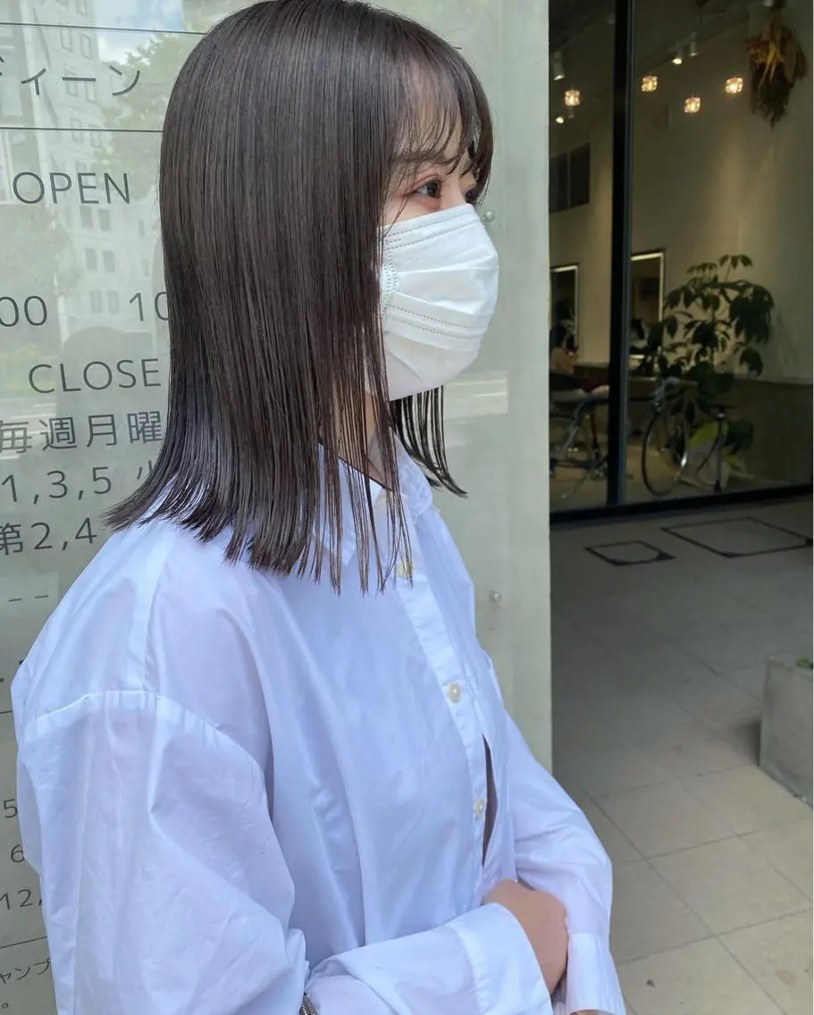 セミロング カラー 透明感カラー トリートメント DEAN ISLA 海外風ヘアサロンのヘアスタイル