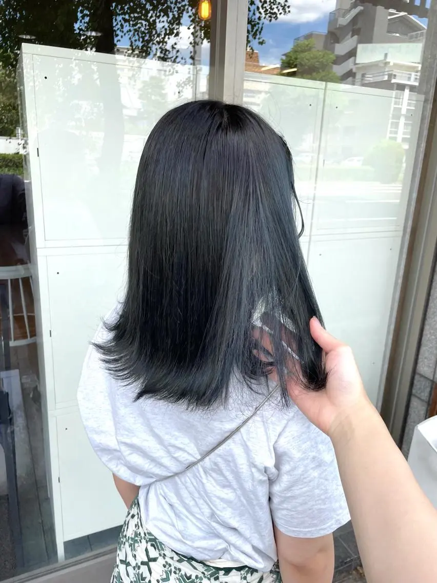 ミディアム カラー アッシュ アッシュグレー 🫧ヒシダアキ taboo.i🫧のヘアスタイル