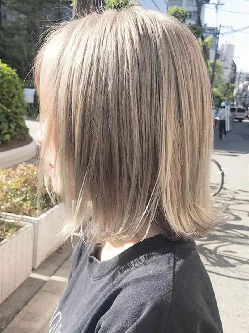 ミディアム カラー アッシュ ベージュカラー ブリーチ ダブルカラー グレージュ 🧡色落ちまで2度 楽しめる🧡ヨシキのヘアスタイル