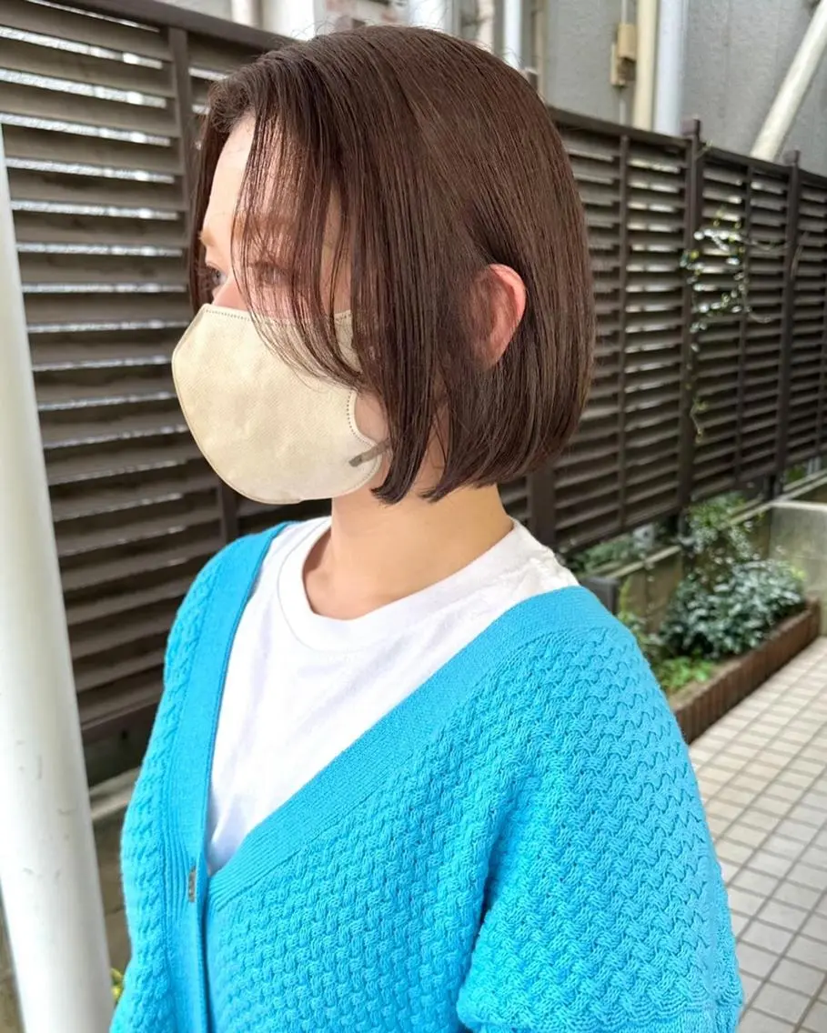 ショート カラー パーマ 切りっぱなしボブ 前下がりボブ ショートボブ 黒髪 デザインカラー 髪質改善 縮毛矯正/ レイヤー/銀座/本木のヘアスタイル