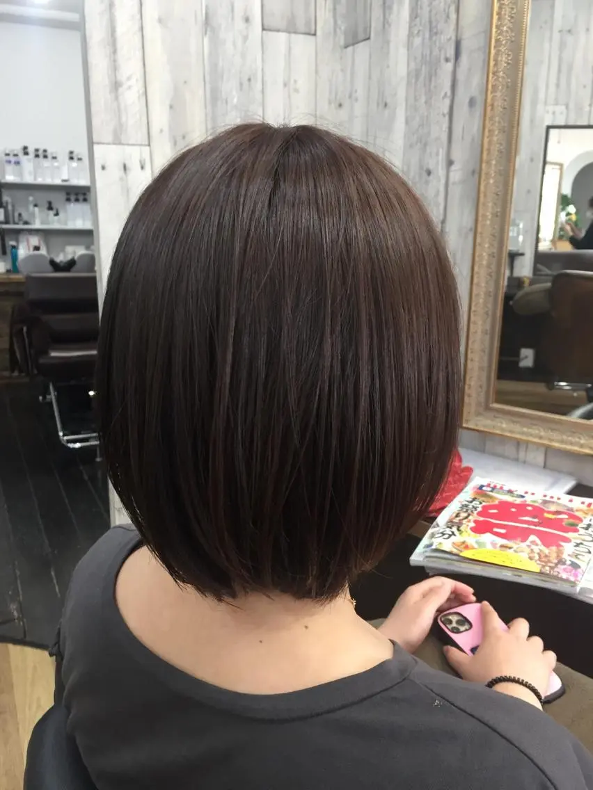 カラー イルミナカラー 中山 ルミ子のヘアスタイル