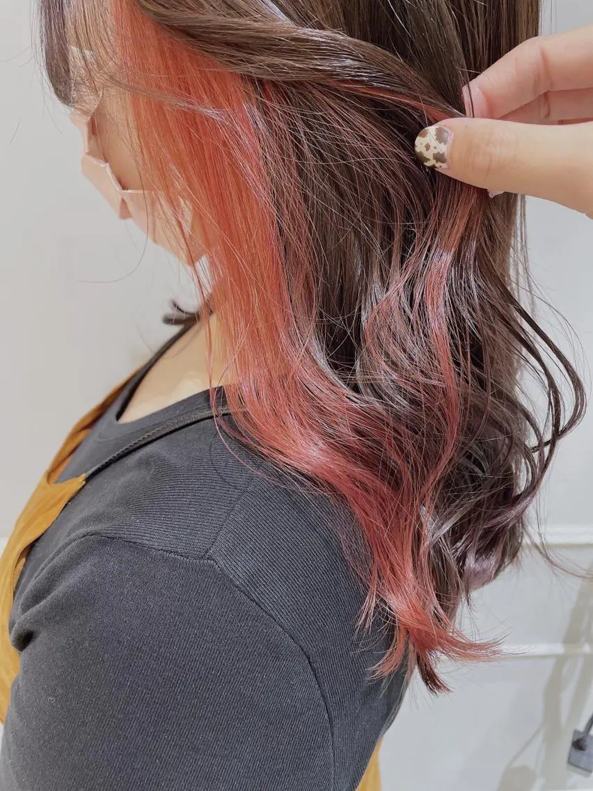 セミロング カラー ブリーチ ピンクカラー カット ヘアカラー トリートメント 🦖鶴岡 香純🦖のヘアスタイル