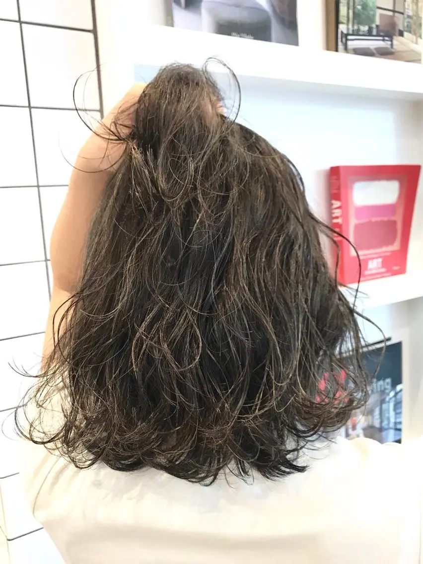 ミディアム カラー ハイライトカラー ハイライト 髙橋 かすみのヘアスタイル