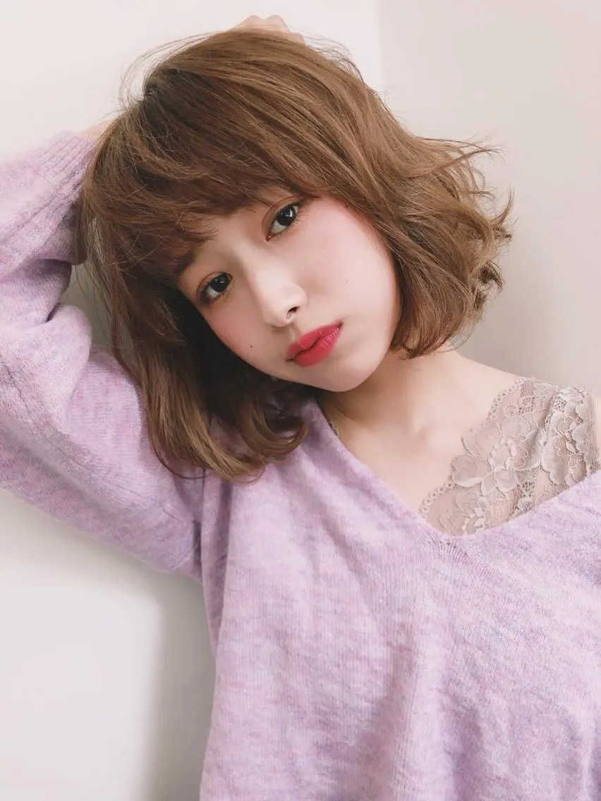 ミディアム カラー パーマ ミディアムパーマ デジタルパーマ カット ヘアカラー トリートメント アンブレラカラー💫 フェイスフレーミングのヘアスタイル