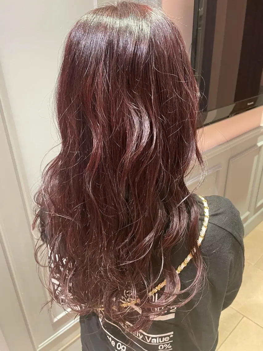 ロング カットモデル ヨネダのヘアスタイル