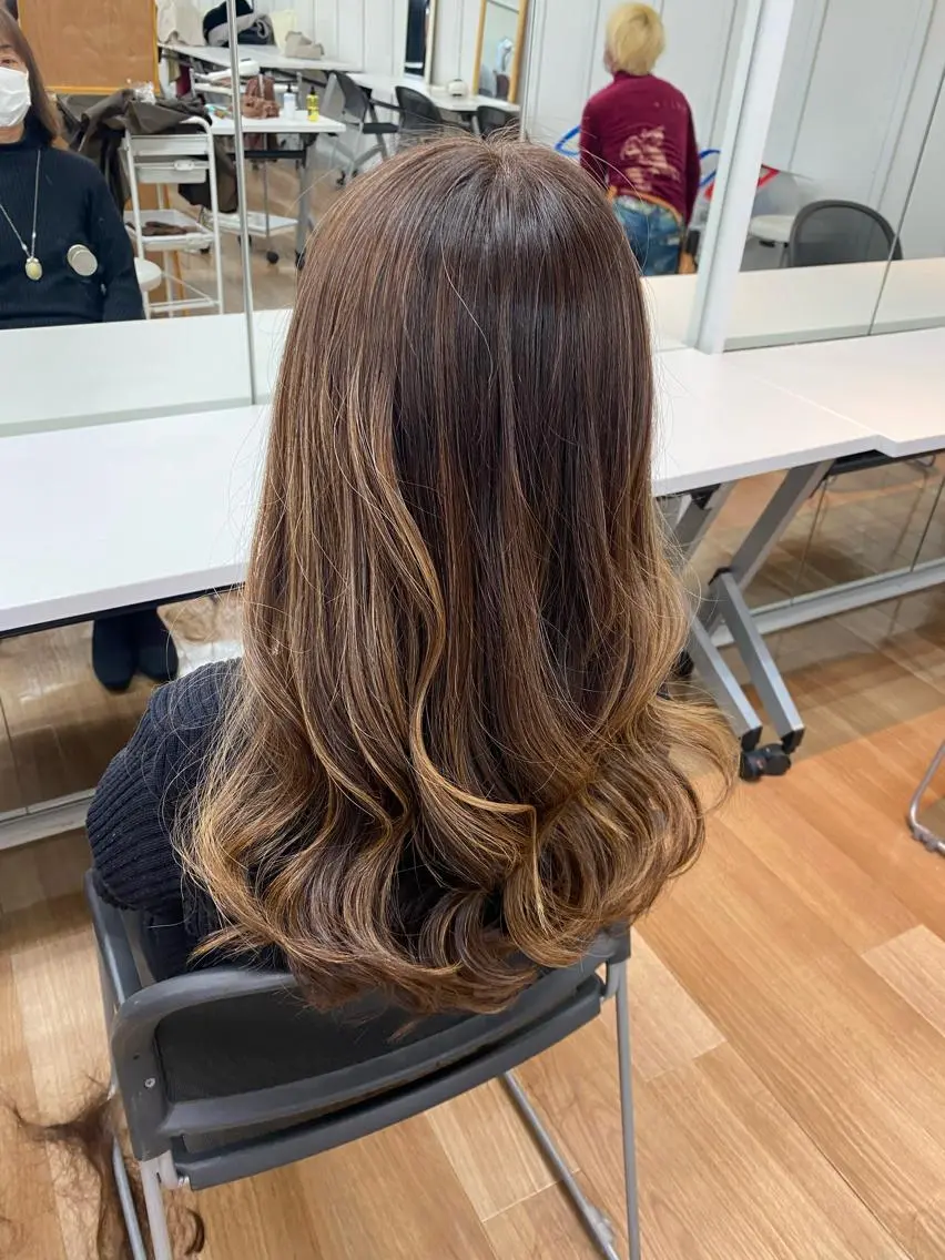 ロング カラー カット ヘアカラー トリートメント mio/⭐︎ ブリーチ指名No.1のヘアスタイル