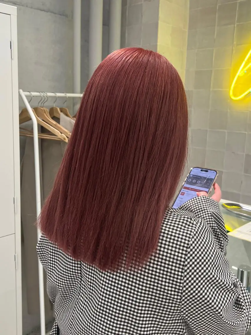 セミロング カラー ベージュカラー ブリーチ 透明感カラー ブリーチなしカラー ピンクカラー ヘアカラー 韓国ヘア☁️ mitsukiのヘアスタイル