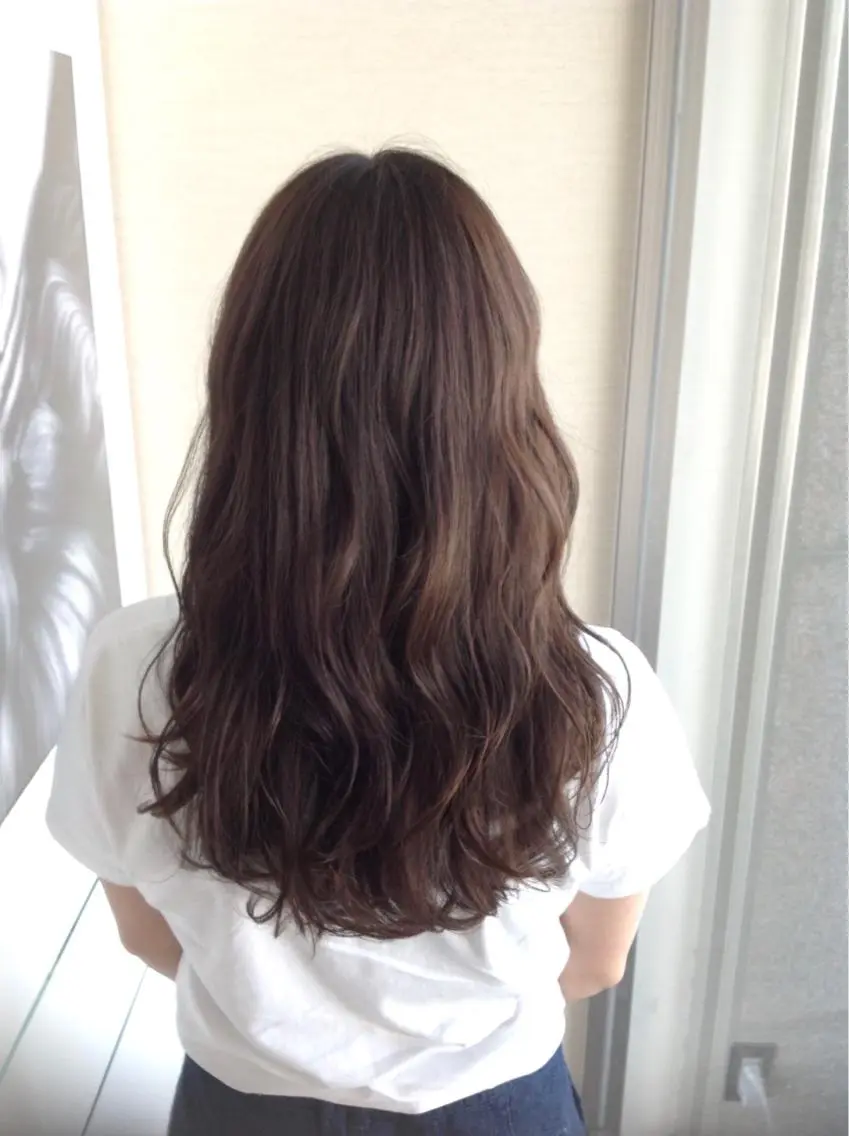 ロング カラー 透明感カラー ハイライトカラー イルミナカラー ハイライト 髪質改善縮毛矯正 美容師✂️山崎竜二のヘアスタイル