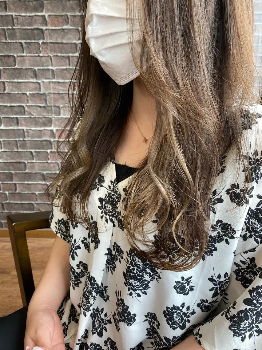 セミロング カラー 【Lei】橋本孝太 レイヤー・美髪矯正のヘアスタイル