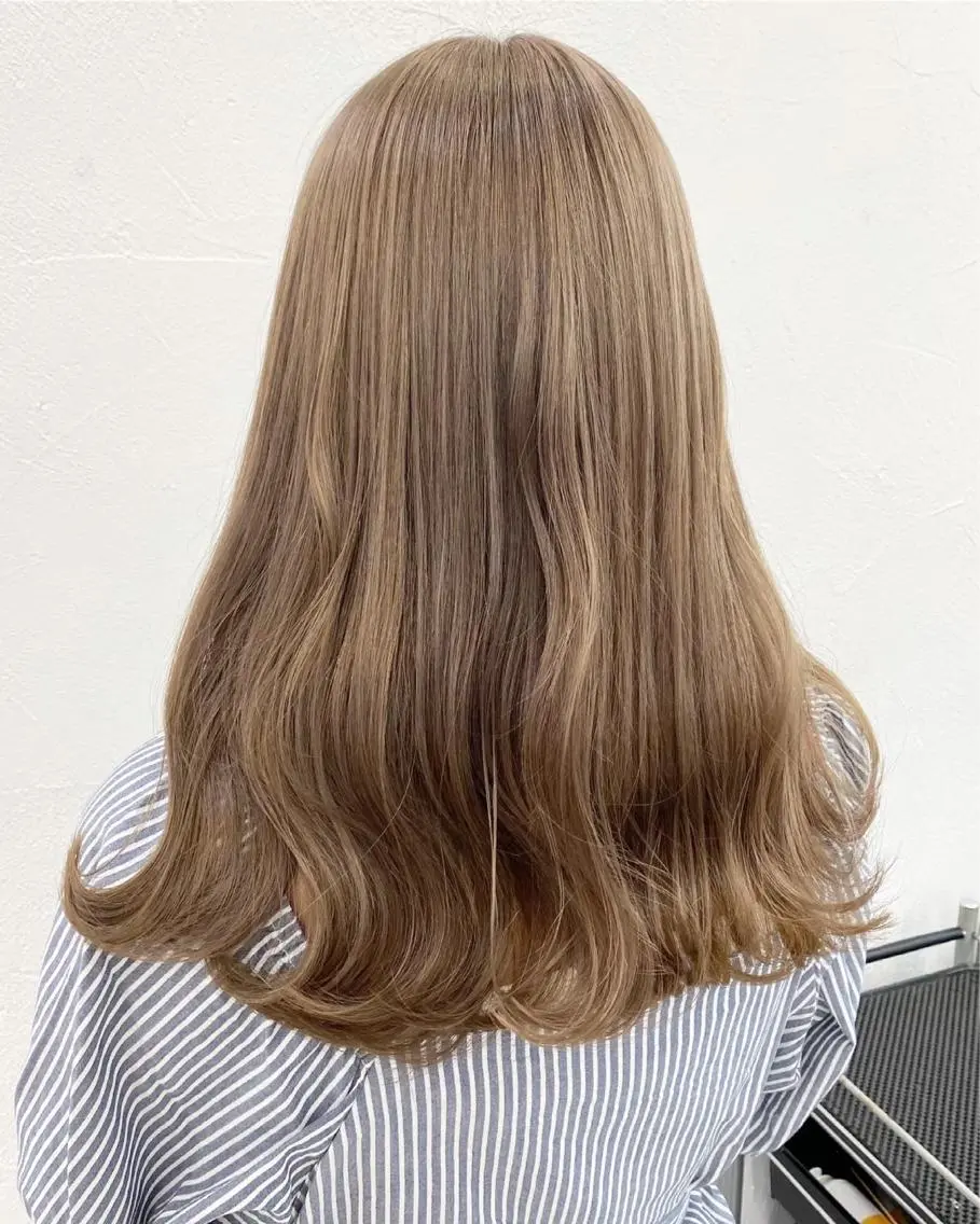 カラー ブリーチダブルカラー 【koide】のヘアスタイル