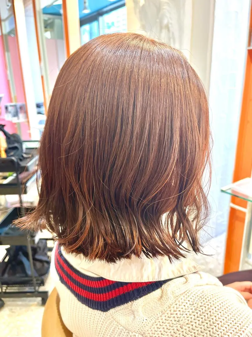ミディアム カラー オレンジ ヘアカラー トリートメント うしだ かおるのヘアスタイル