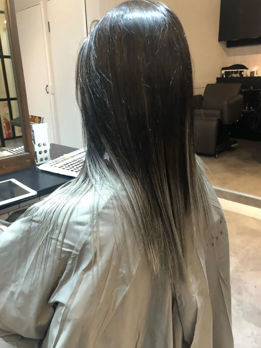 カラー グラデーションカラー デザイン特化ブリーチ 堀江美容室/ぱぴのヘアスタイル