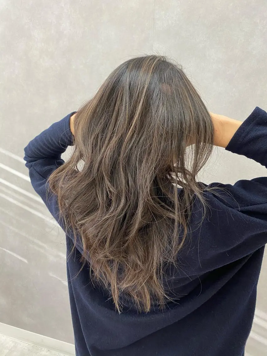 ロング 【髪質改善 艶髪】 布川 莉穂のヘアスタイル