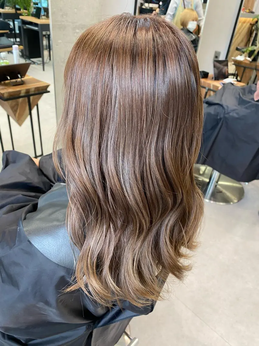 ロング 🫧ハイライトカラー 🫧 𝓜𝓘𝓤のヘアスタイル