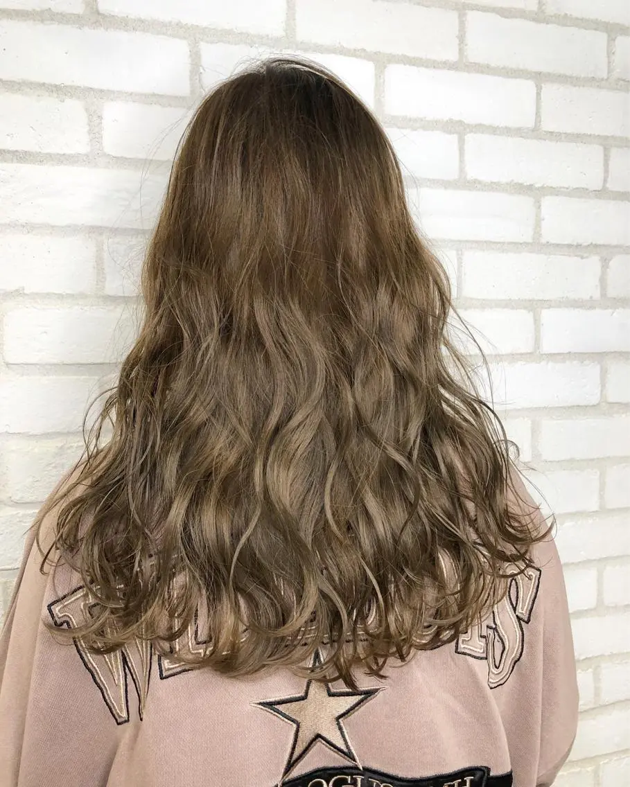 セミロング カラー グレージュ カット ヘッドスパ 佐藤 高徳のヘアスタイル