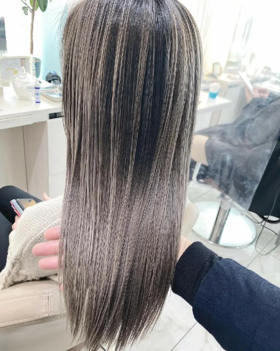 ロング カラー 髪質改善 カット ヘアカラー トリートメント ＡＳＨ大宮/ブリーチ 髪質改善/カラーのヘアスタイル