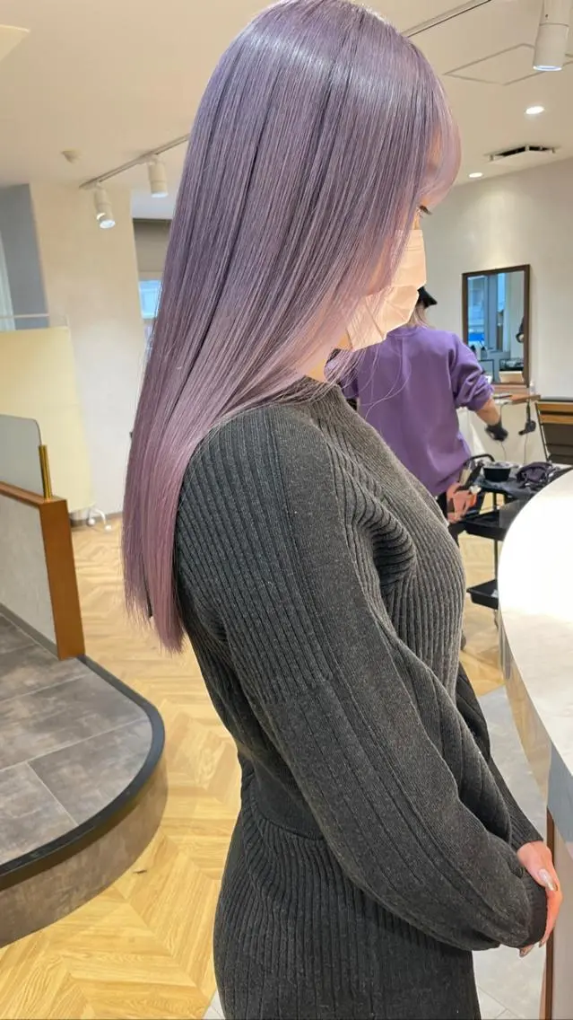 セミロング カラー Aster 店長 れおんのヘアスタイル
