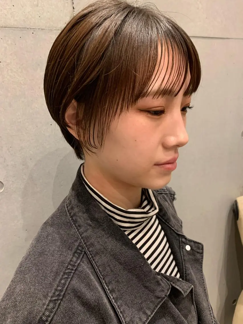 ショート カット 縮毛矯正 ブリーチなしWカラー /地毛風/小林凪沙のヘアスタイル