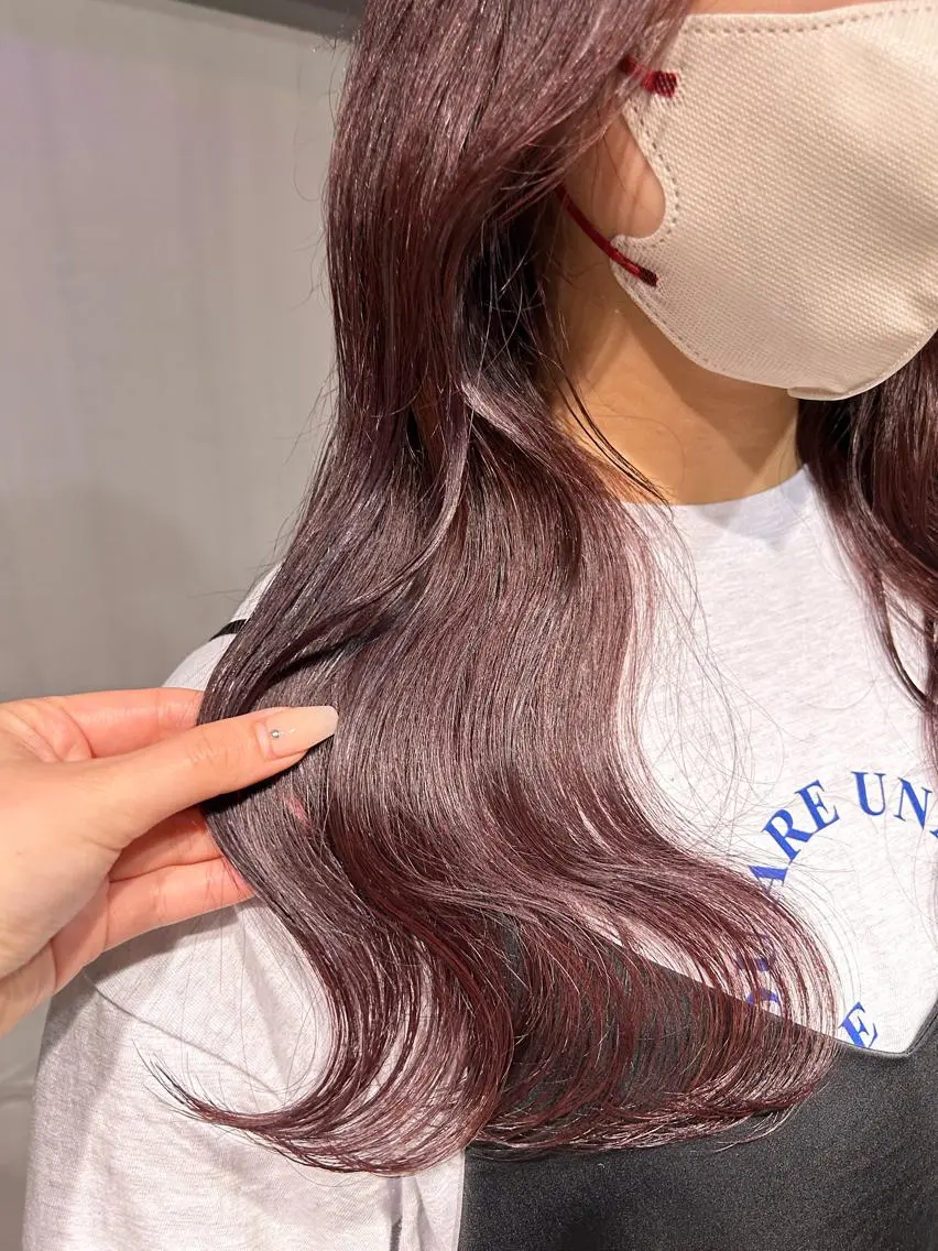 ロング アッシュ ピンクブラウン パープルカラー 髪質改善 トリートメント MEI🎀レイヤー 🎀韓国styleのヘアスタイル