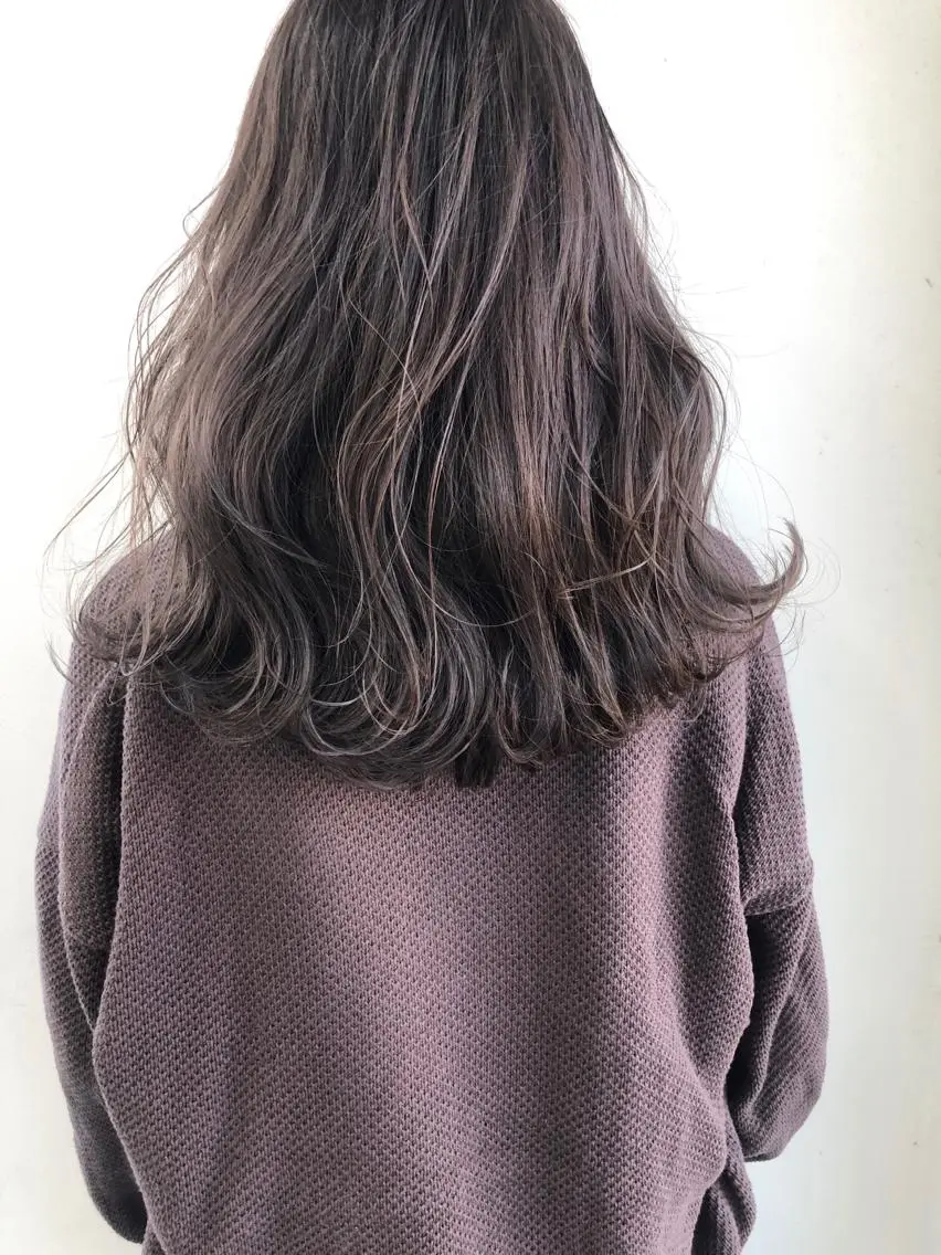 セミロング アッシュ 小澤大輔 YOLO hairのヘアスタイル