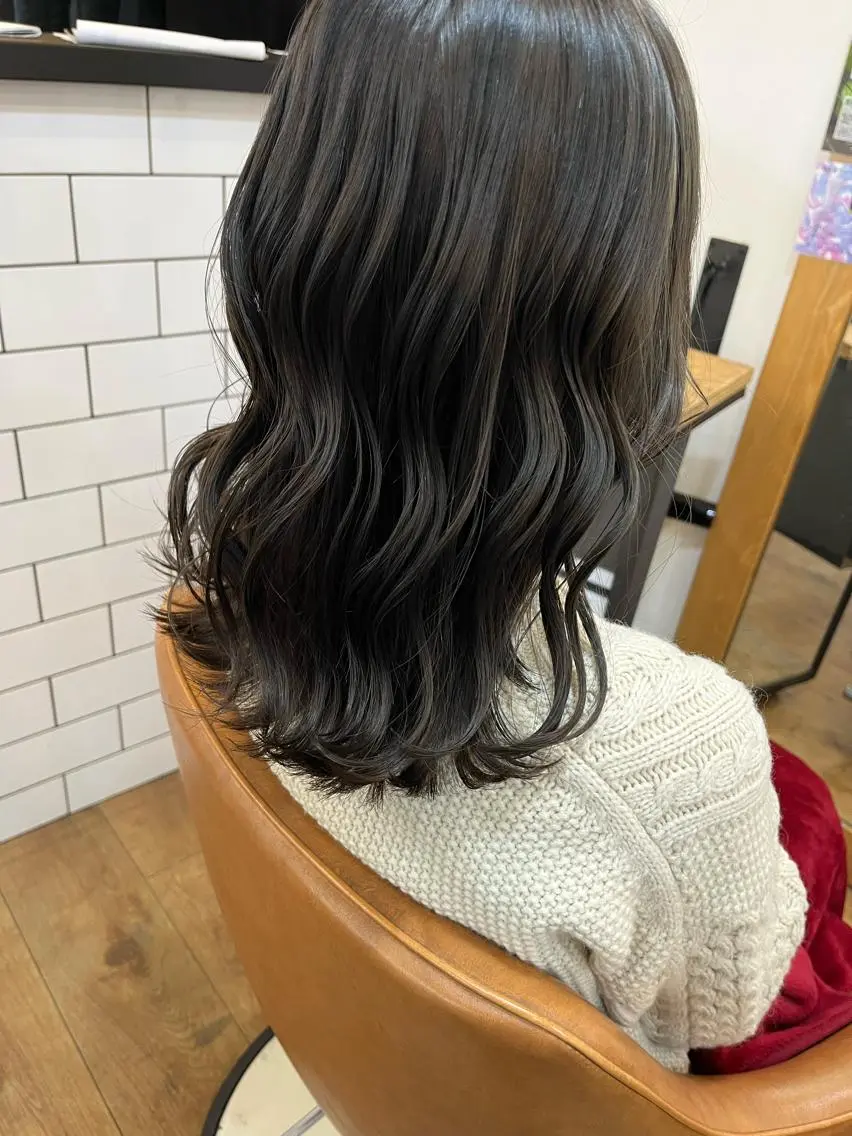 ミディアム カラー グレージュ オリーブグレージュ オリーブグレー beleef守口店 reinaのヘアスタイル