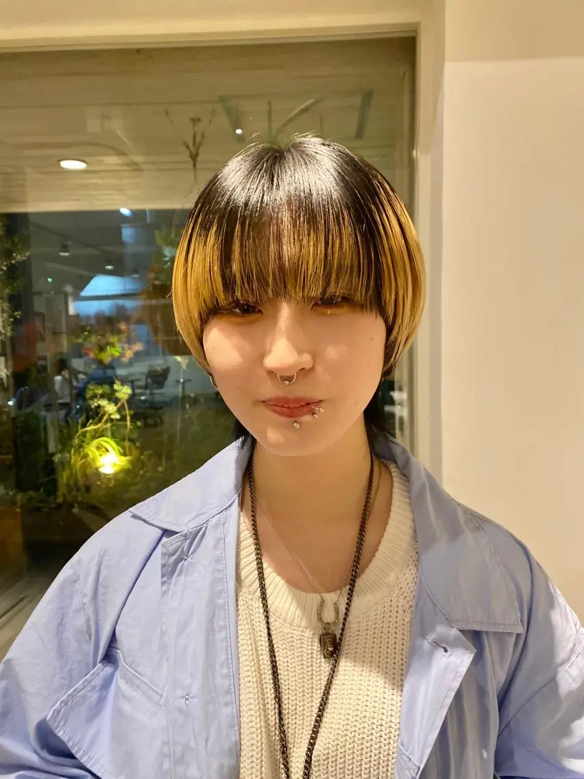 ショート カラー カット ヘアカラー トリートメント BELLA阿部野 TOMOMIのヘアスタイル