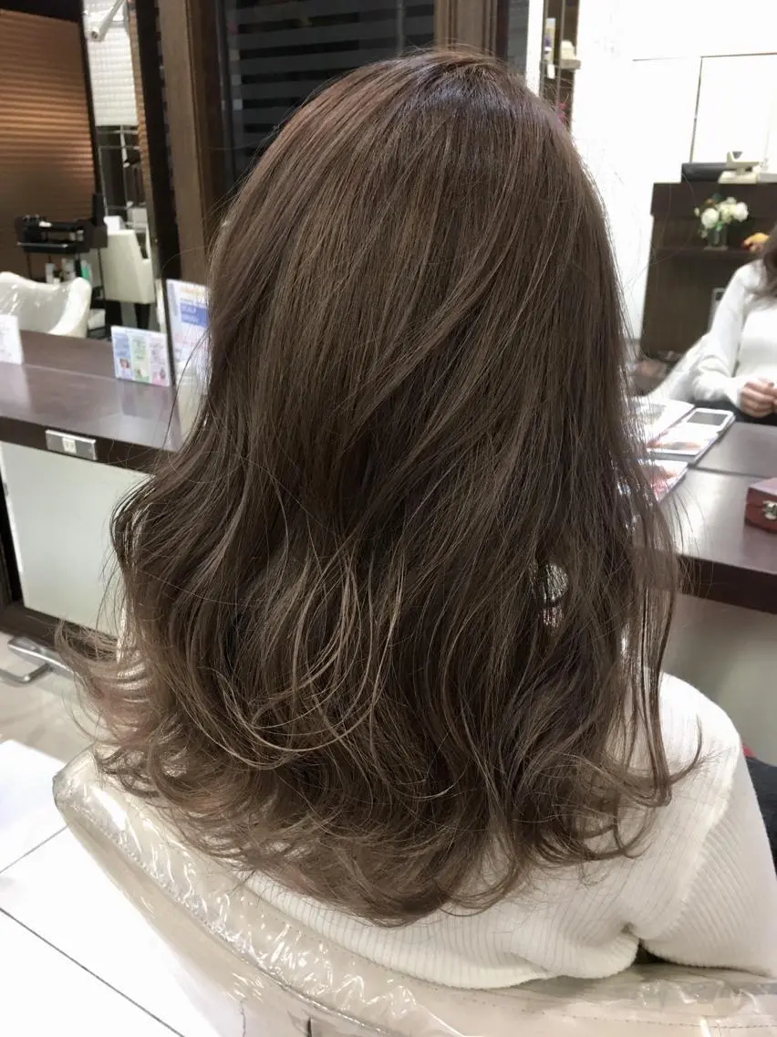 ロング カラー ブリーチ 寺内 紳悟のヘアスタイル