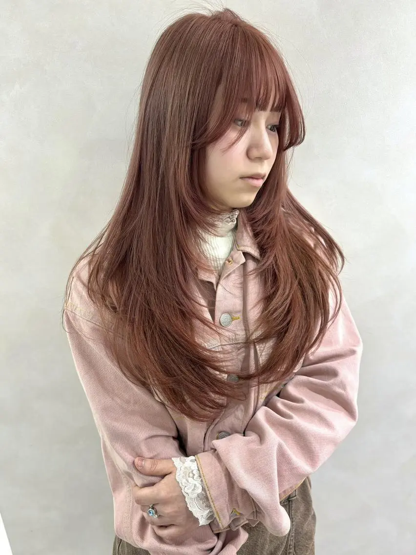 ロング カラー 顔周りカット ロング AIRI🦋ブリーチ /レイヤー🦋のヘアスタイル
