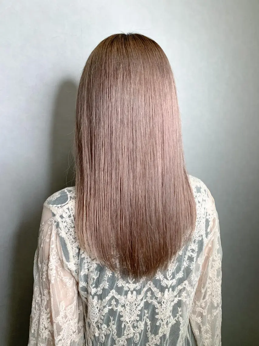 セミロング カラー ベージュカラー ミルクティーベージュ ヘアカラー 🌈 DAIKI 🌈のヘアスタイル