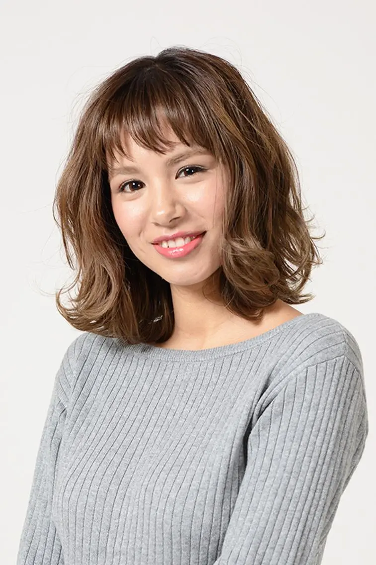カラー 高岡 杏実のヘアスタイル
