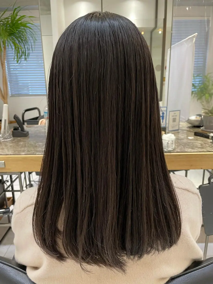 セミロング カット 縮毛矯正 トリートメント 🦕小林 大地🦕のヘアスタイル