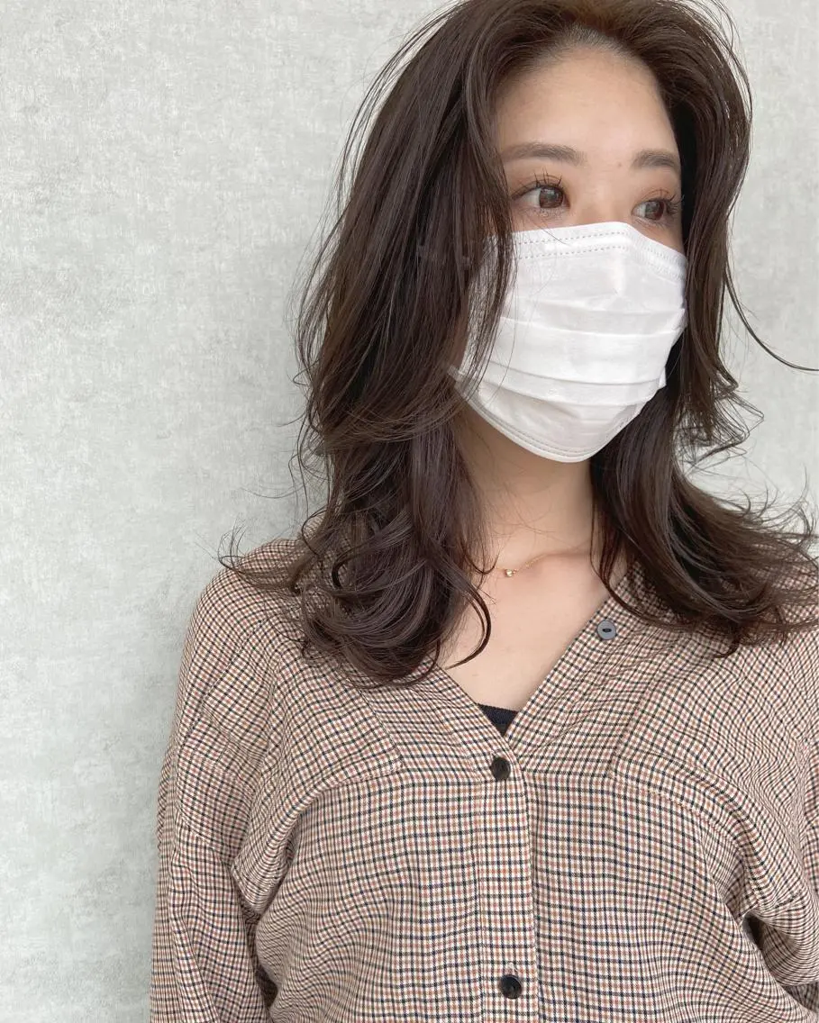 ミディアム カラー パーマ ヘアアレンジ カット ヘアカラー トリートメント ヘッドスパ 小田 莉加子のヘアスタイル