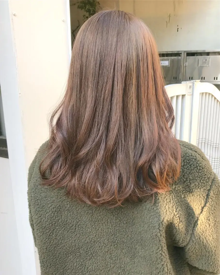 ロング カラー ヘアアレンジ ベージュカラー ハイトーンカラー シアーベージュ Satsuki ✂︎♡のヘアスタイル